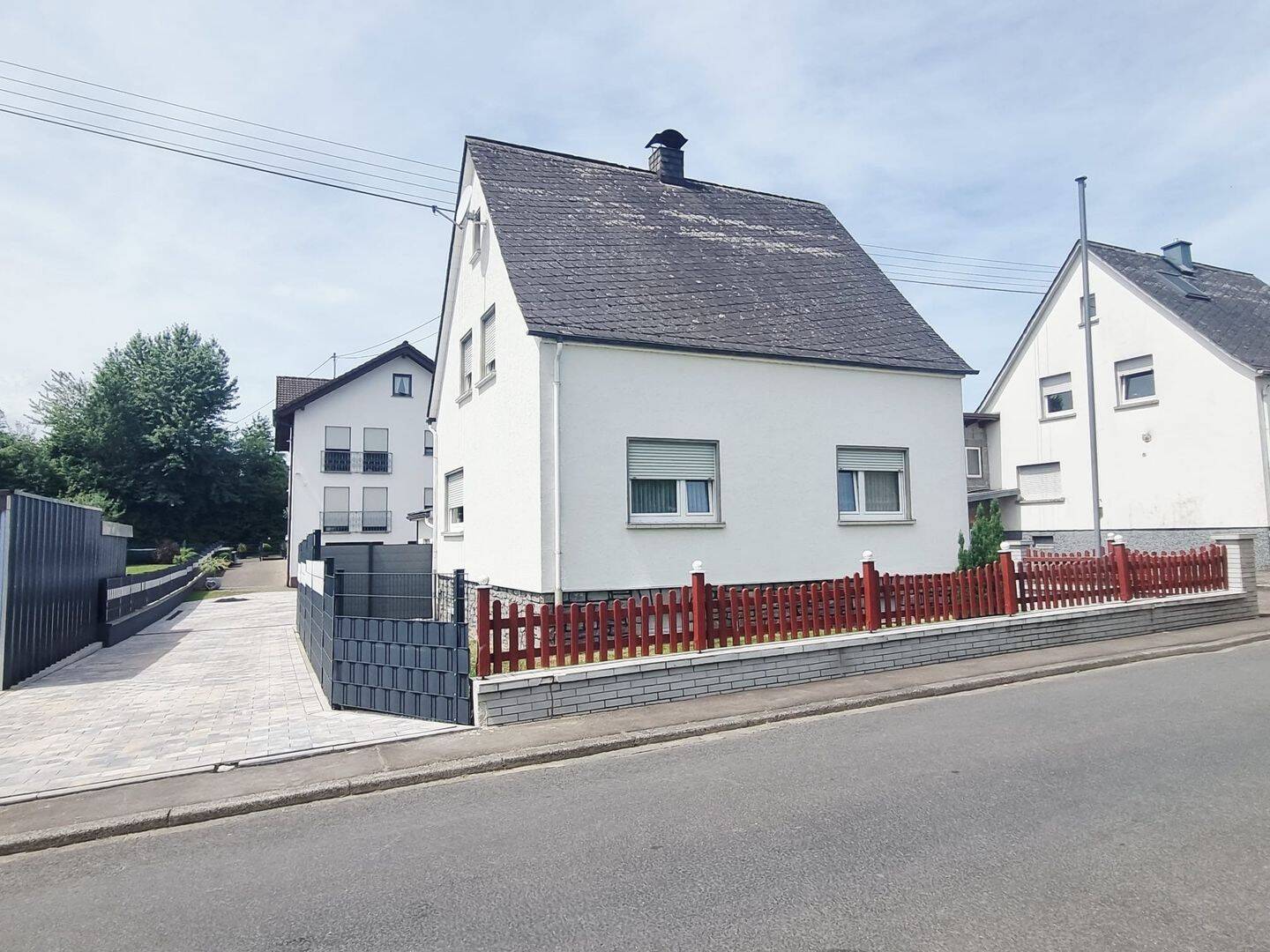 Moschheim: Gepflegtes Einfamilienhaus mit kleinem Grundstück, 56424 Moschheim
