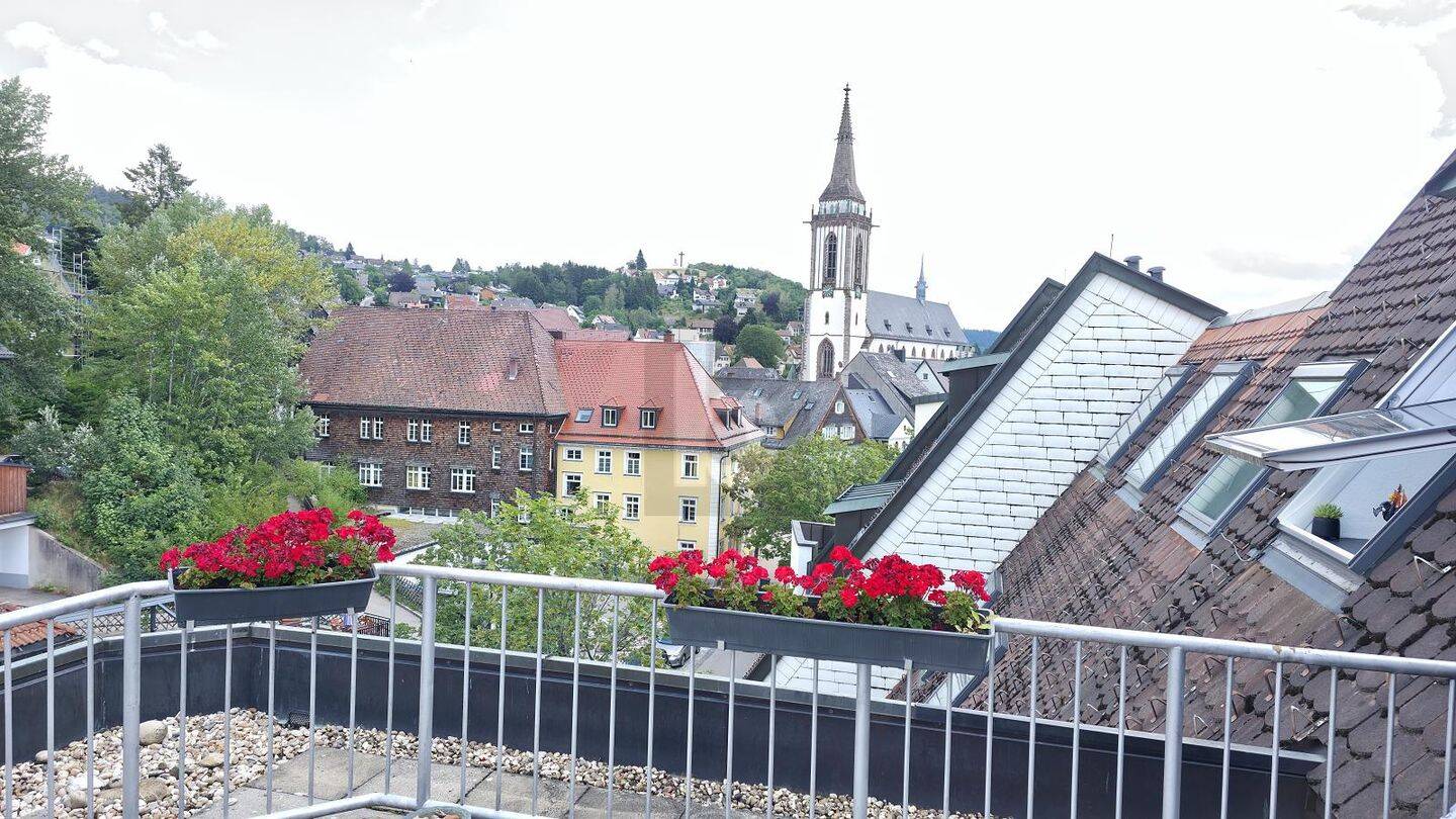 „HAUS IM HAUS“ – GEFÜHL, 2 DACHTERRASSEN & BLICK, 79822 Titisee-Neustadt