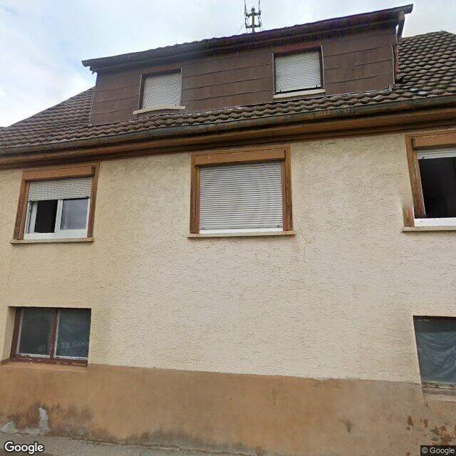 Altbau-Haus mit 6 Zimmern (140 m²) – zentrale Lage nahe Tübingen, Bushaltestelle direkt gegenüber, 72119 Ammerbuch