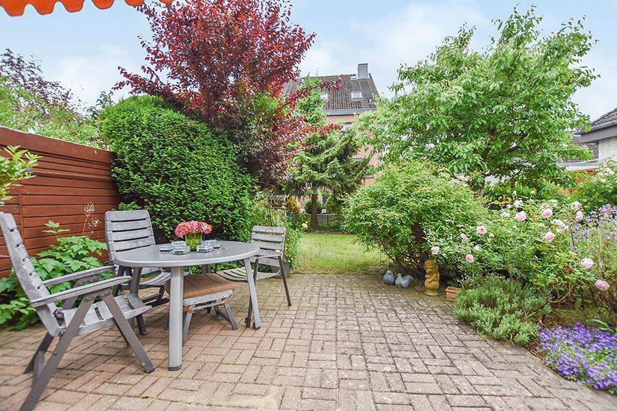 Familienfreundliches Reihenendhaus mit kleinem Garten in ruhiger Lage von Reinfeld, 23858 Reinfeld (Holstein)