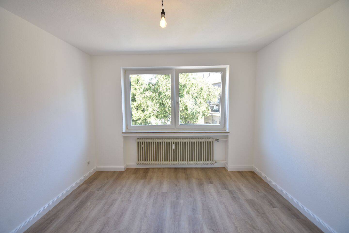 MG-Oedenkirchen! Renovierte 2-Zi-Whg mit Balkon, 41199 Mönchengladbach