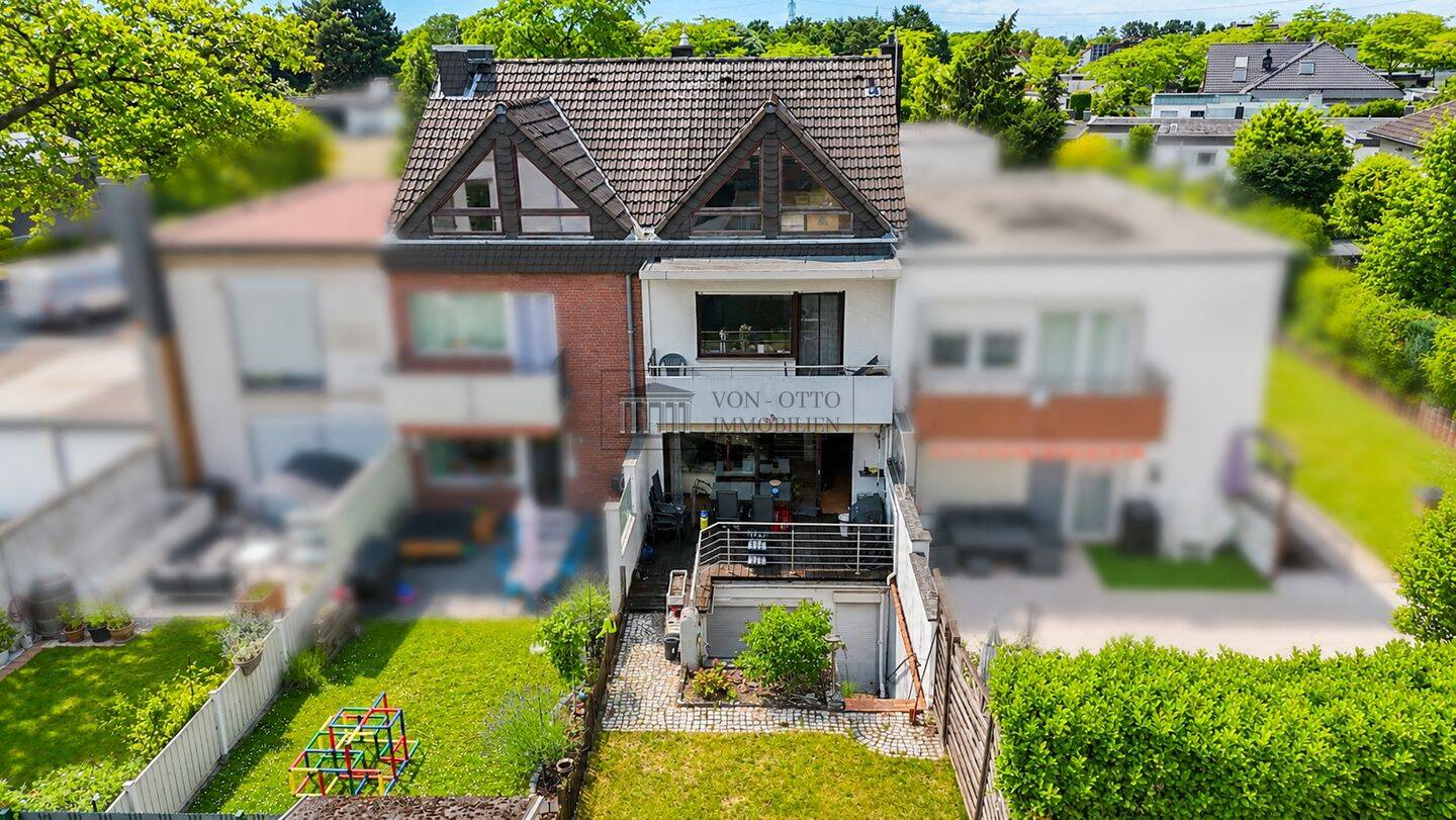 Charmantes Familienhaus mit sonnigem Garten und großzügigem Raumangebot, 50767 Köln (Chorweiler)