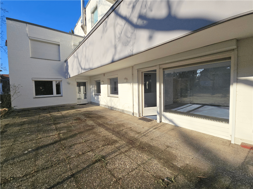 ** Attraktive 4-Zimmer-Wohnung mit großer Terrasse zum Selbstbezug in Bestlage Dahlem **, 14195 Berlin (Steglitz-Zehlendorf)