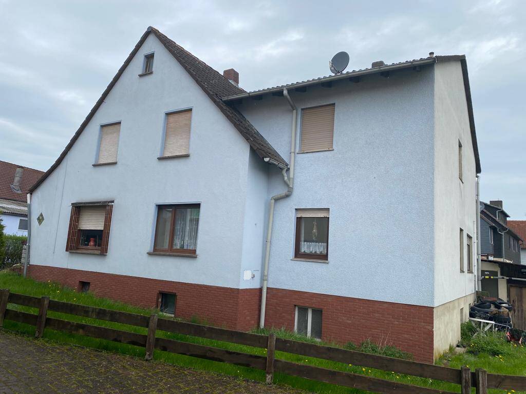Zweifamilienhaus, Doppelgarage, Baujahr 1965, Anbau 1985, 34630 Gilserberg