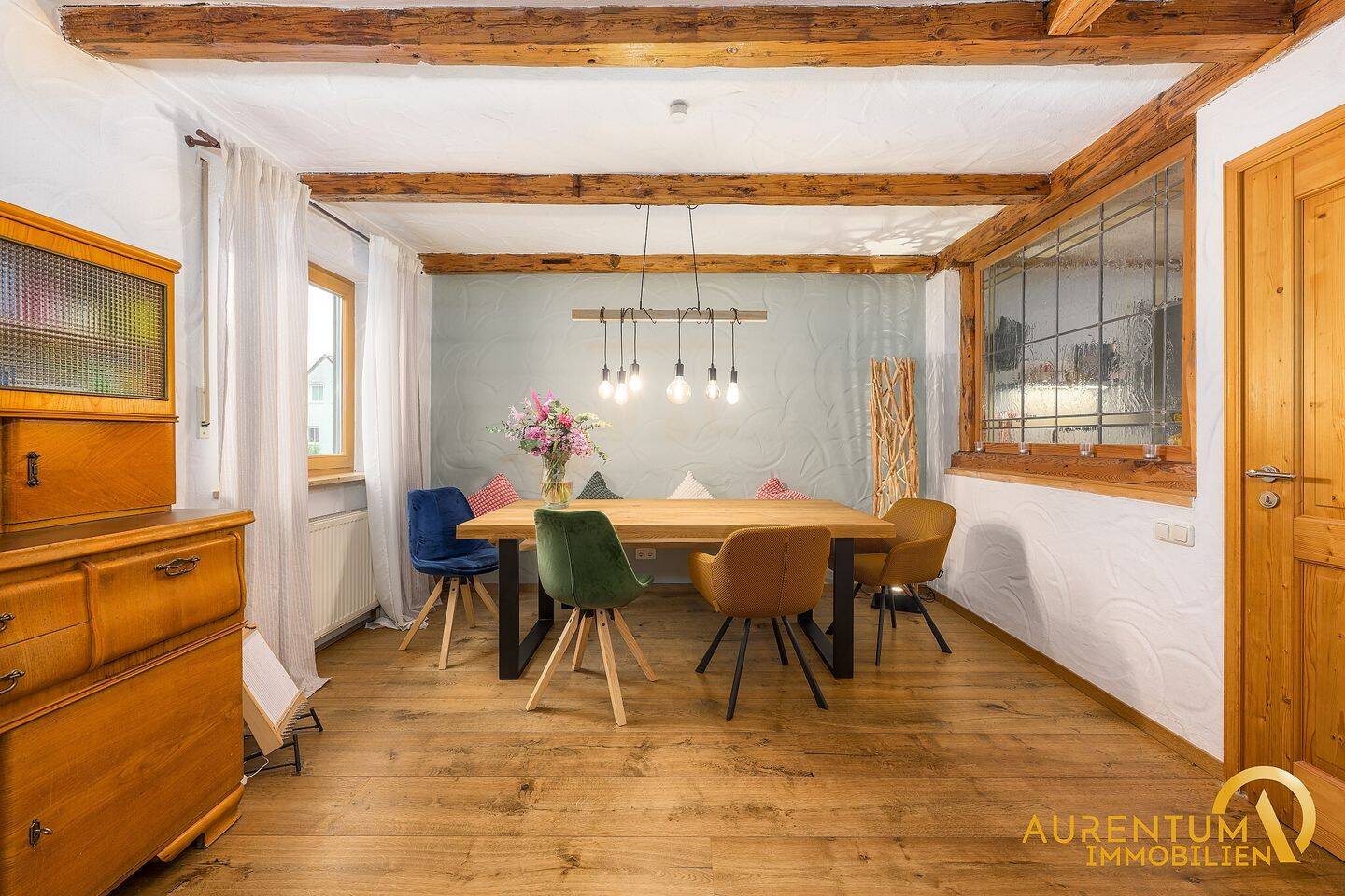 Zwei Doppelhaushälften mit Einliegerwohnung – Wohnensemble in beliebter Lage von Regensburg-Winzer, 93059 Regensburg