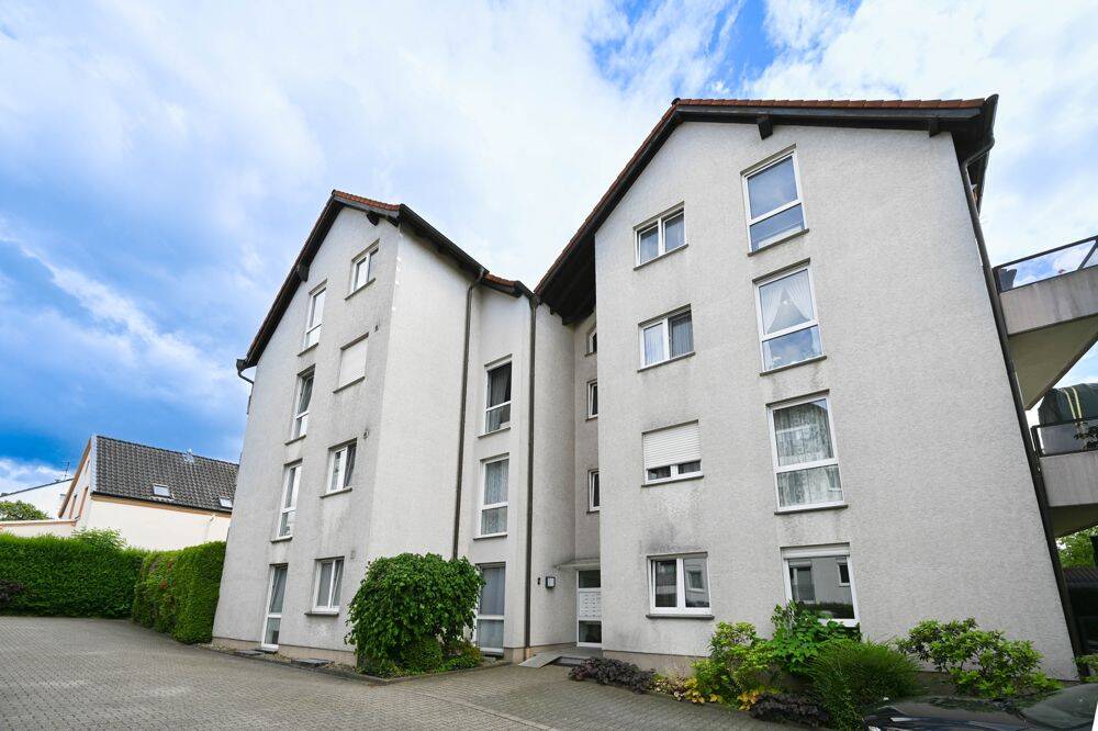 Drei-Zimmer-Eigentumswohnung in begehrter Innenstadtlage von Hattingen mit Balkon und Carport, 45525 Hattingen