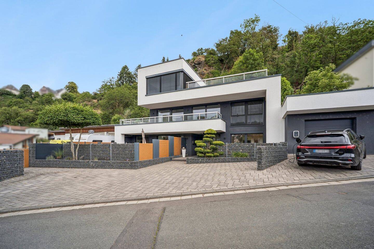 Exklusives Architektenhaus mit Panoramablick über die Lahn, 65594 Runkel