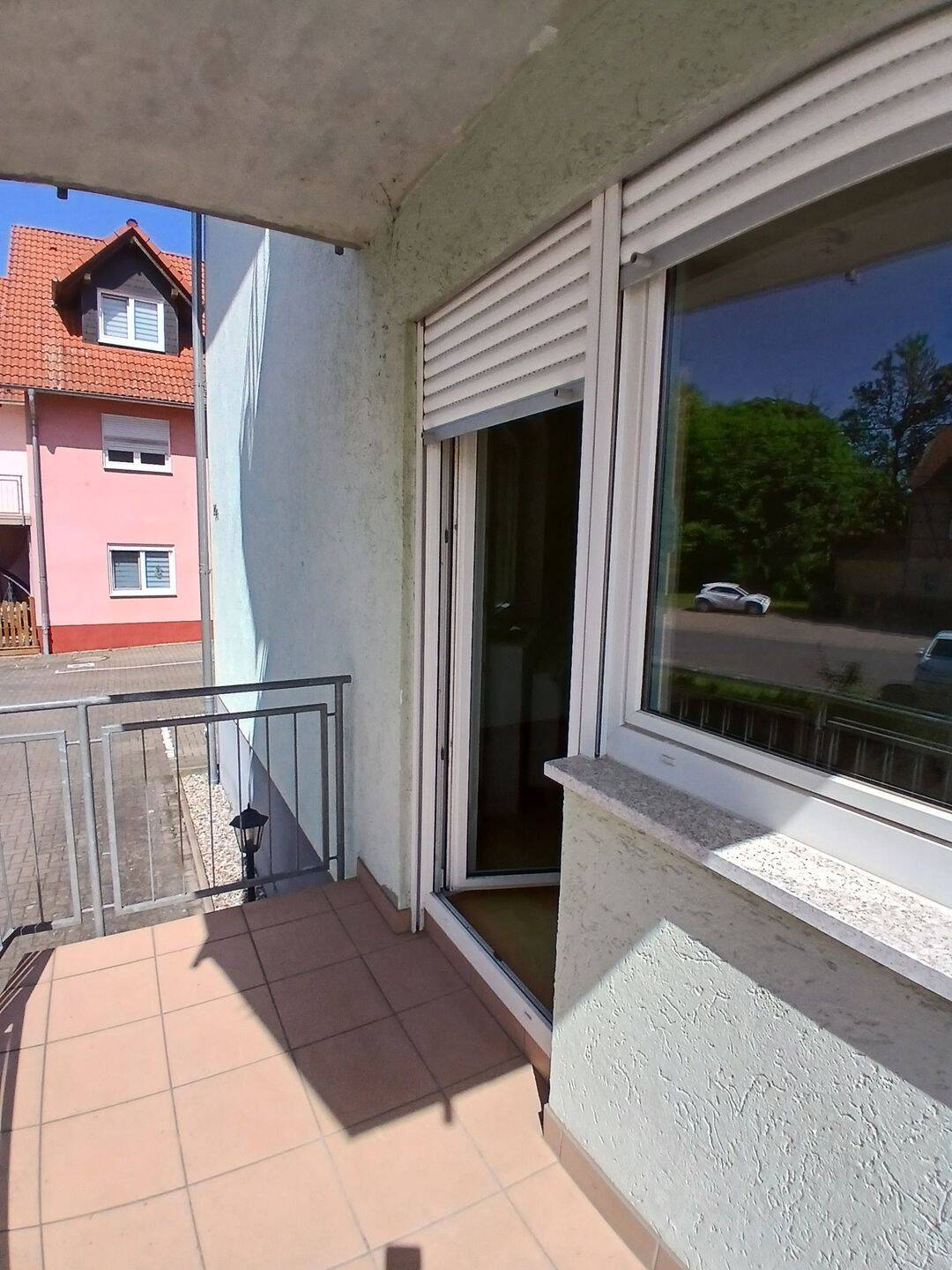 Tolle 3 Raumwohnung mit der Balkon und Einbauküche im Erdgeschoss zu vermieten!!!, 6179 Teutschenthal