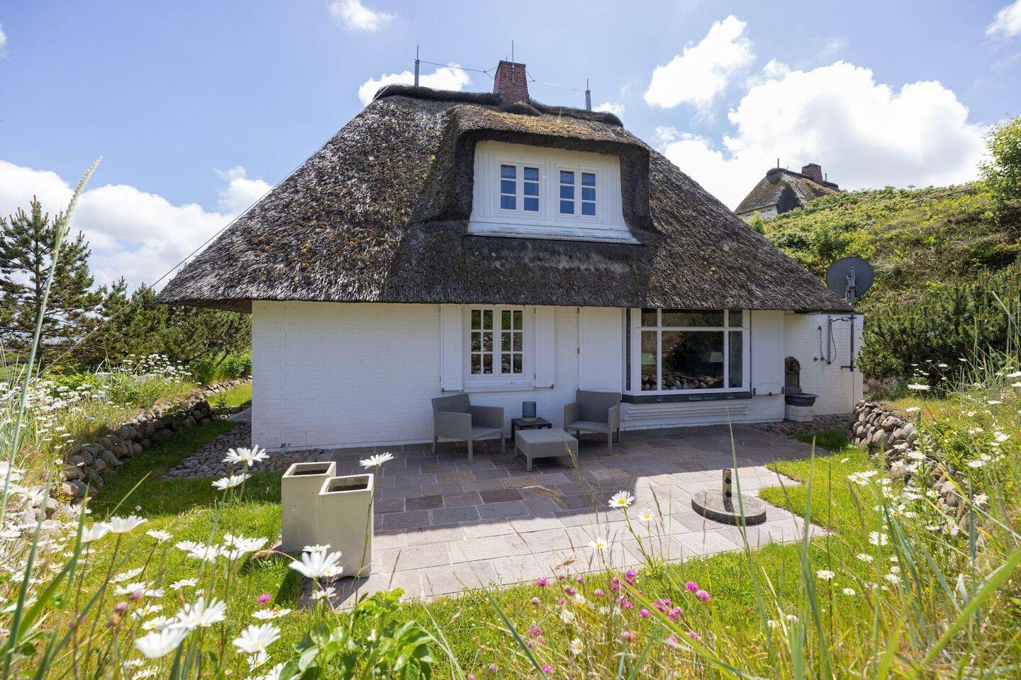 Einzelhaus in erhabener Dünenlage mit Watt- und Weitblick, 25992 Kampen (Sylt)