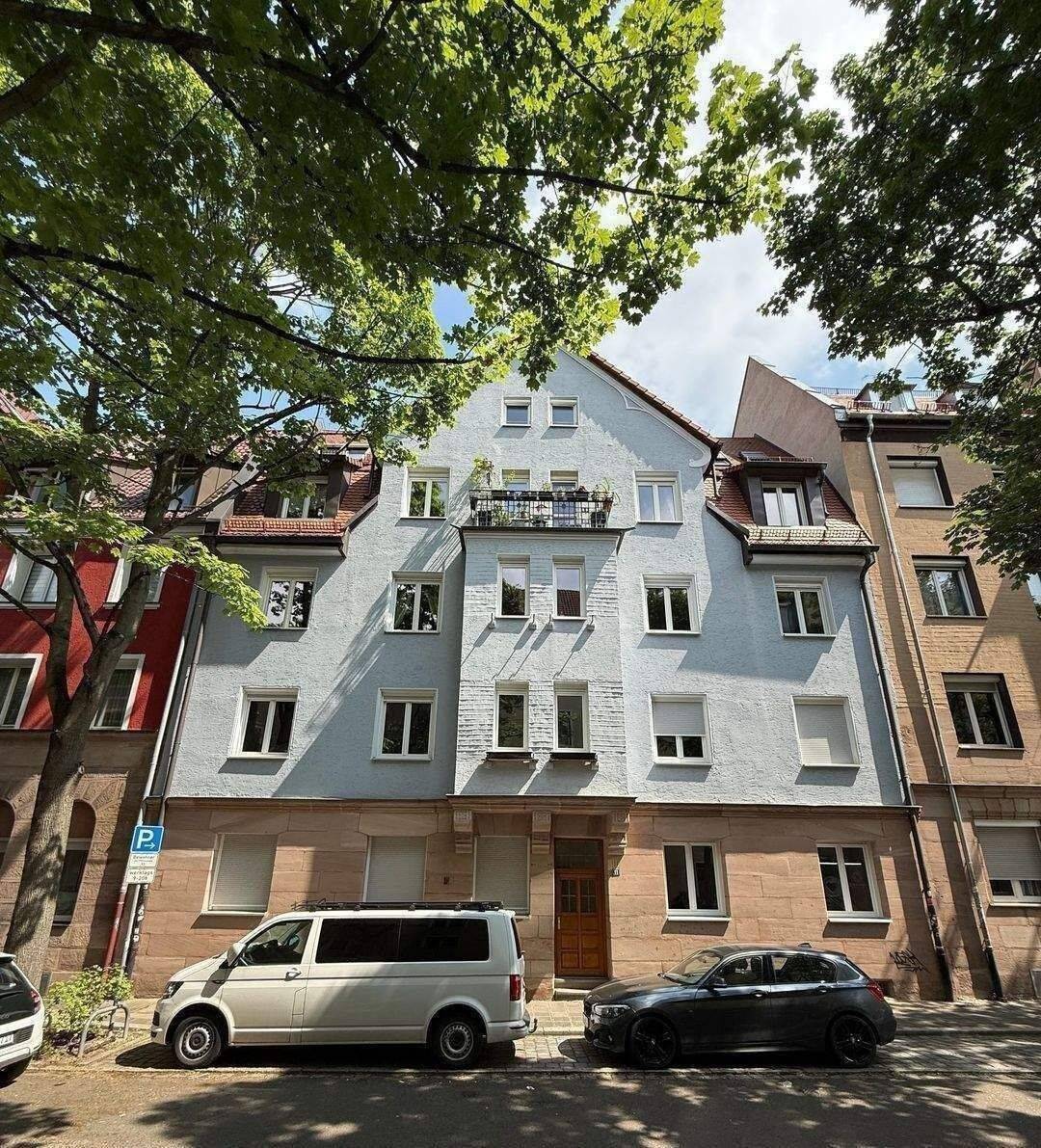 Ruhig aber zentral: renovierte Altbauwohnung in sehr gepflegtem Haus!, 90459 Nürnberg