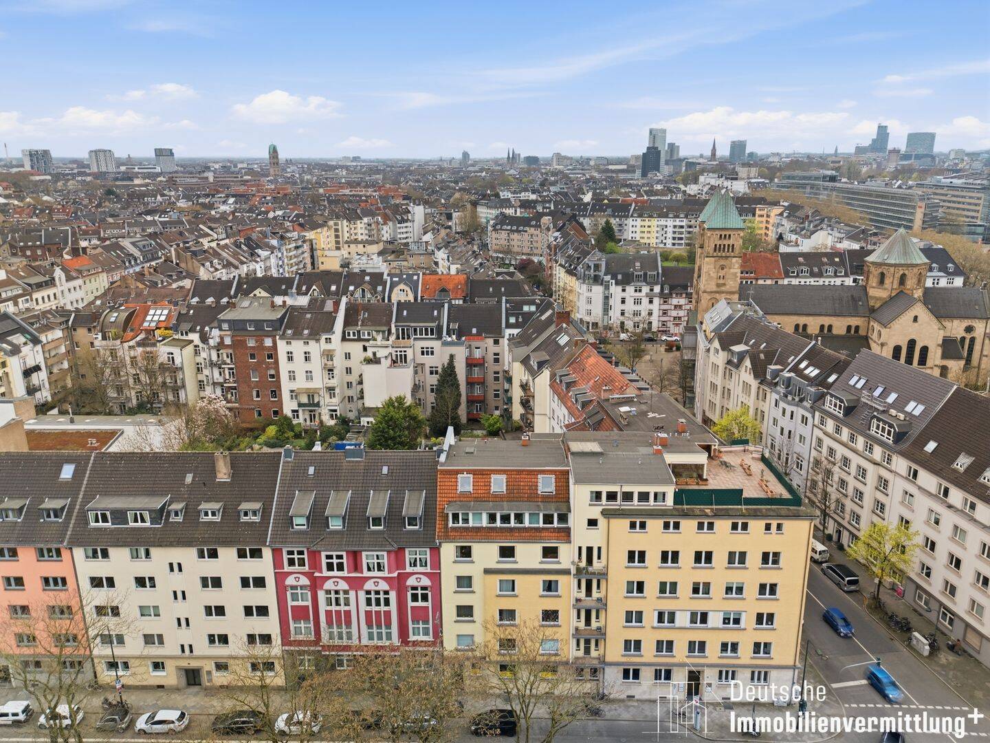 Großzügige Immobilie mit 5 Zimmern in exzellenter Lage, 40477 Düsseldorf (Derendorf Golzheim Pempelfort)