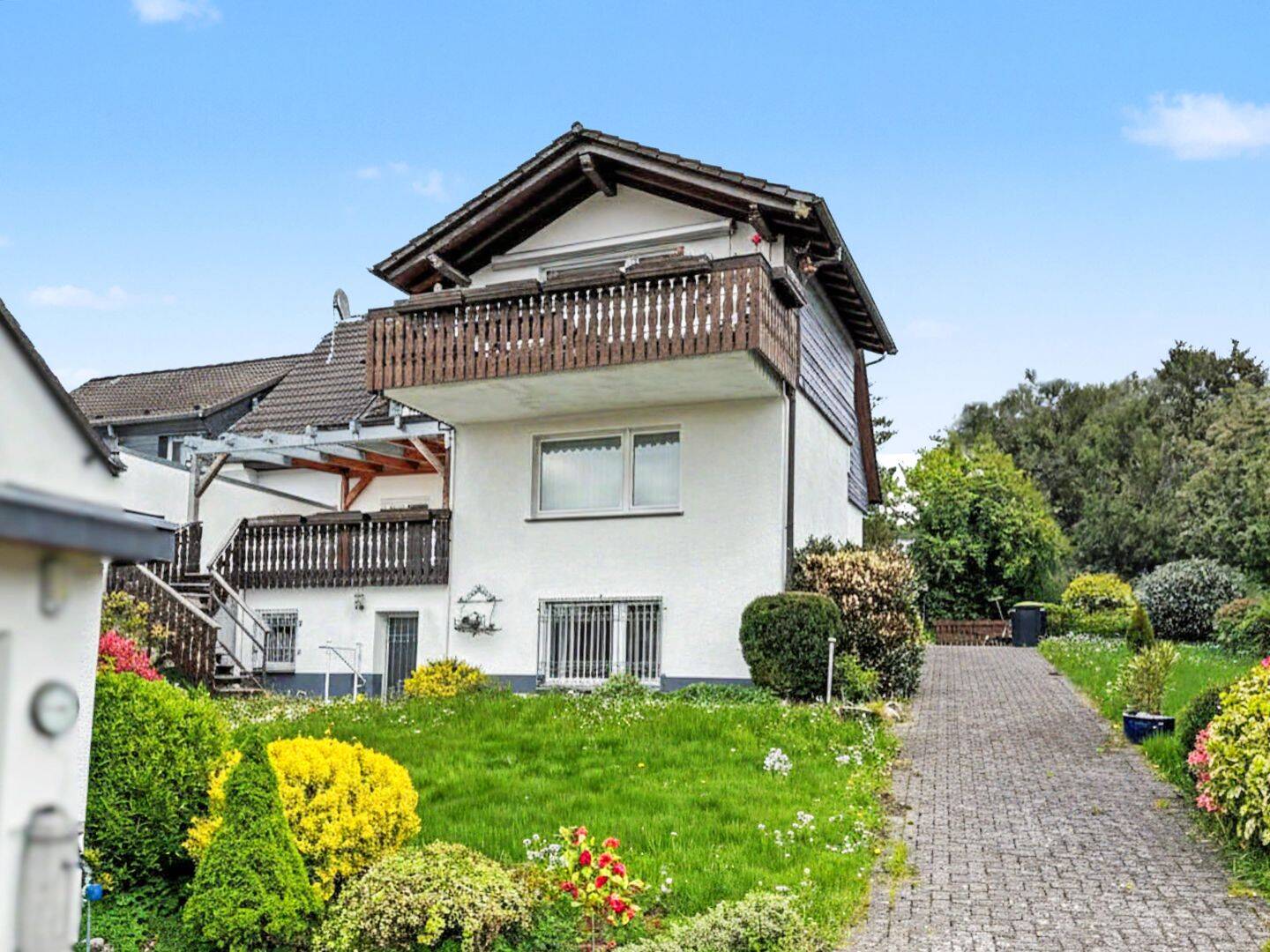 Einmalige Gelegenheit Einfamilienhaus mit Garten in bevorzugter Lage von Odenthal, 51519 Odenthal
