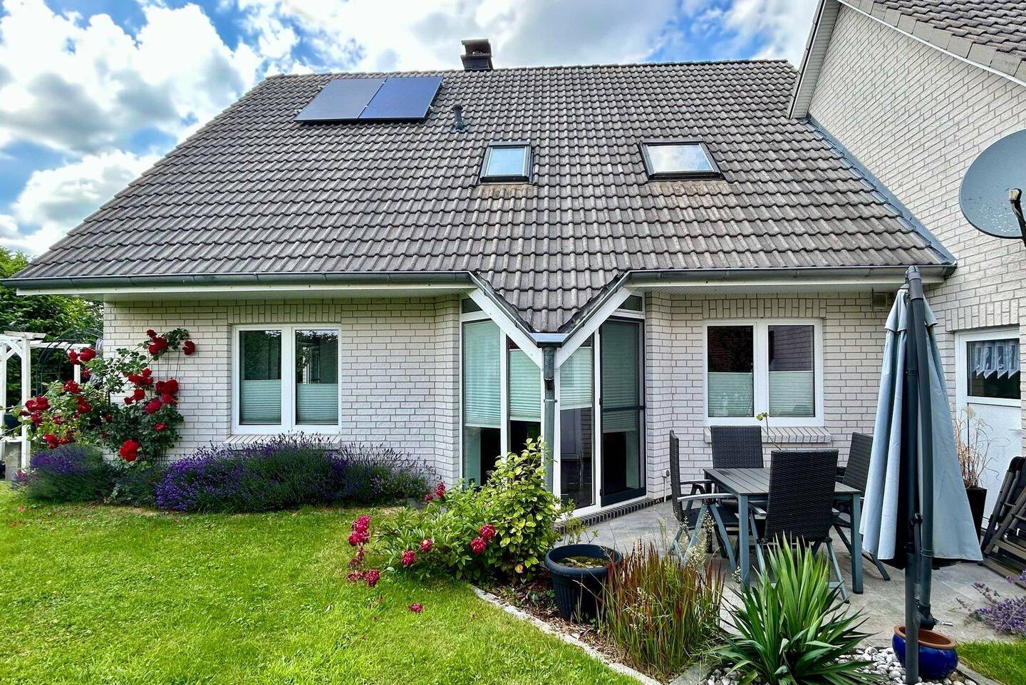 Zeitgemäße Architektur, 26419 Schortens (Stadt Wilhelmshaven)