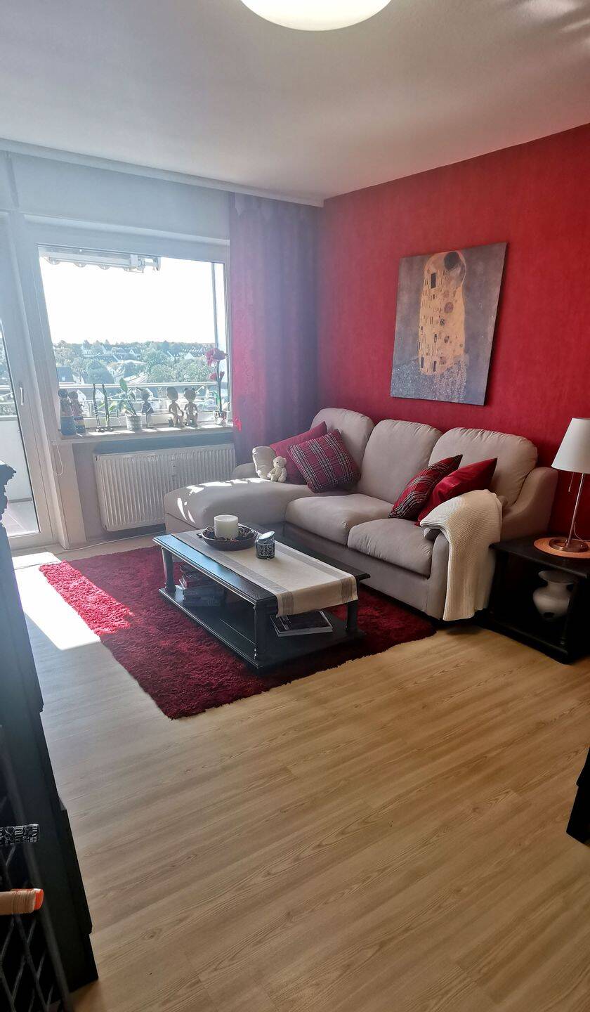 Geschmackvoll vollmöblierte Wohnung mit Skyline-Blick, 61352 Bad Homburg v.d. Höhe