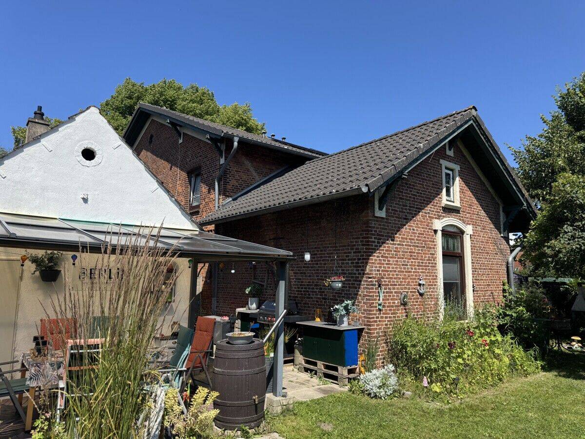Mehrfamilienhaus mit 4 Wohneinheiten nahe Laboe: Otto Stöben GmbH, 24235 Brodersdorf