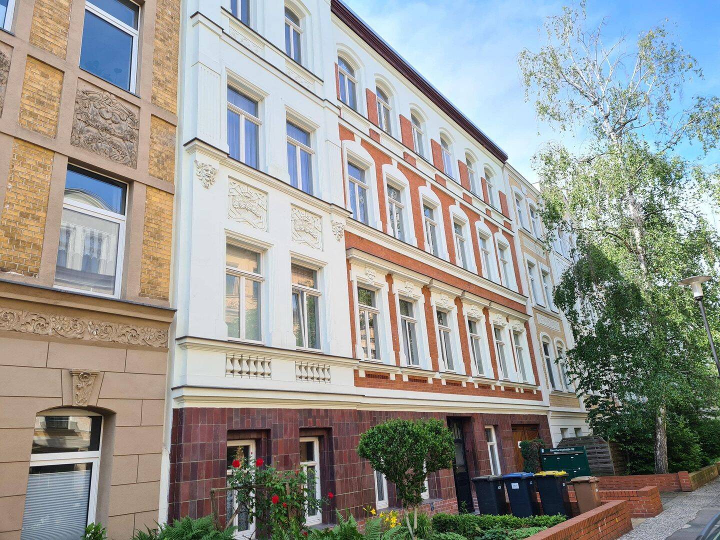 Mietwohnung mit Balkon in der südlichen Innenstadt, 6110 Halle (Saale) (Damaschkestraße Gesundbrunnen Innenstadt Lutherplatz Saaleaue)