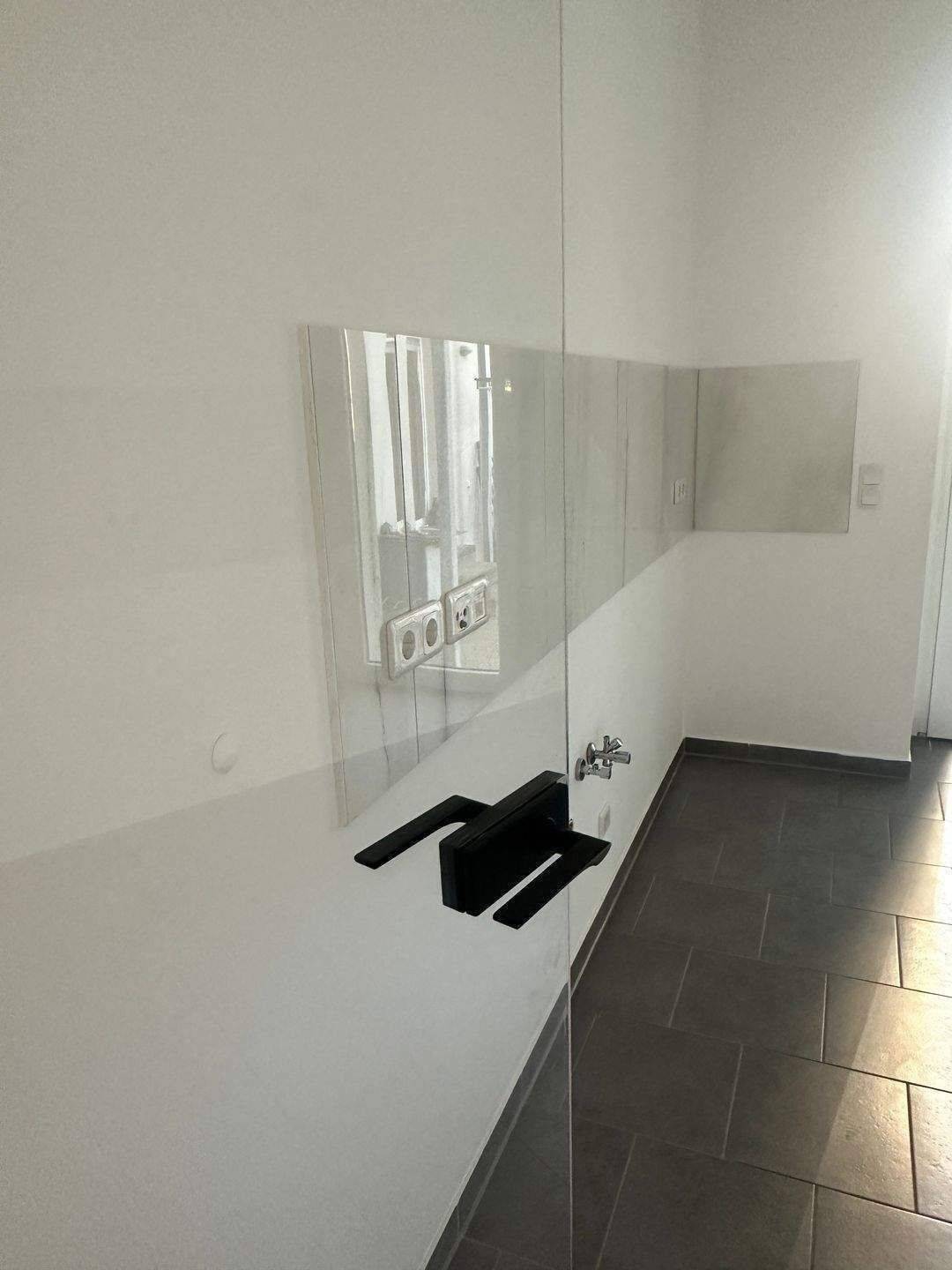 3-Zimmer-Wohnung mit Terrasse, Parkett, Fußbodenheizung – energetisch saniert- nahe Zentrum!, 9119 Chemnitz (Helbersdorf Kapellenberg Kappel Zentrum)