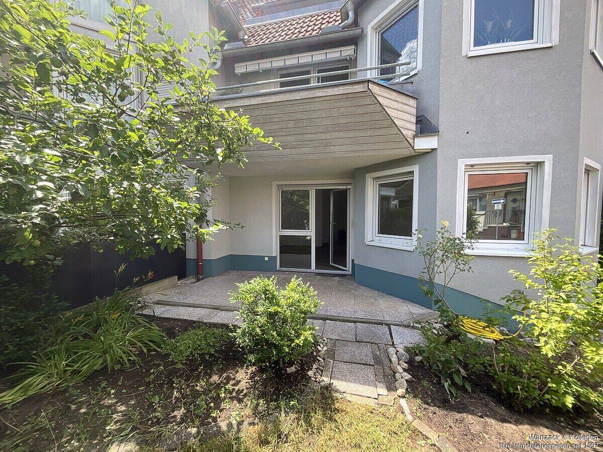 Charmante Gartenwohnung mit Einbauküche und Stellplatz, 90542 Eckental