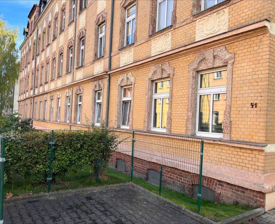 image-72903311