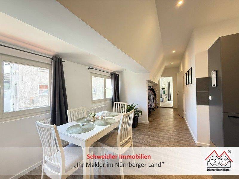 Loftartige Dachgeschosswohnung mit Terrassenbalkon in Schnaittach, 91220 Schnaittach