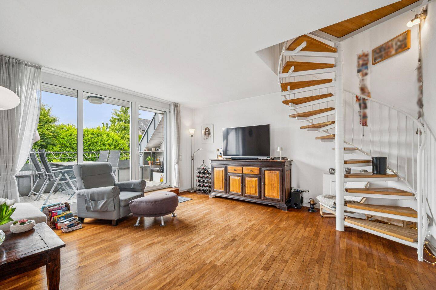Charmante Maisonettewohnung in zentraler Lage sucht neuen Eigentümer, 41515 Grevenbroich