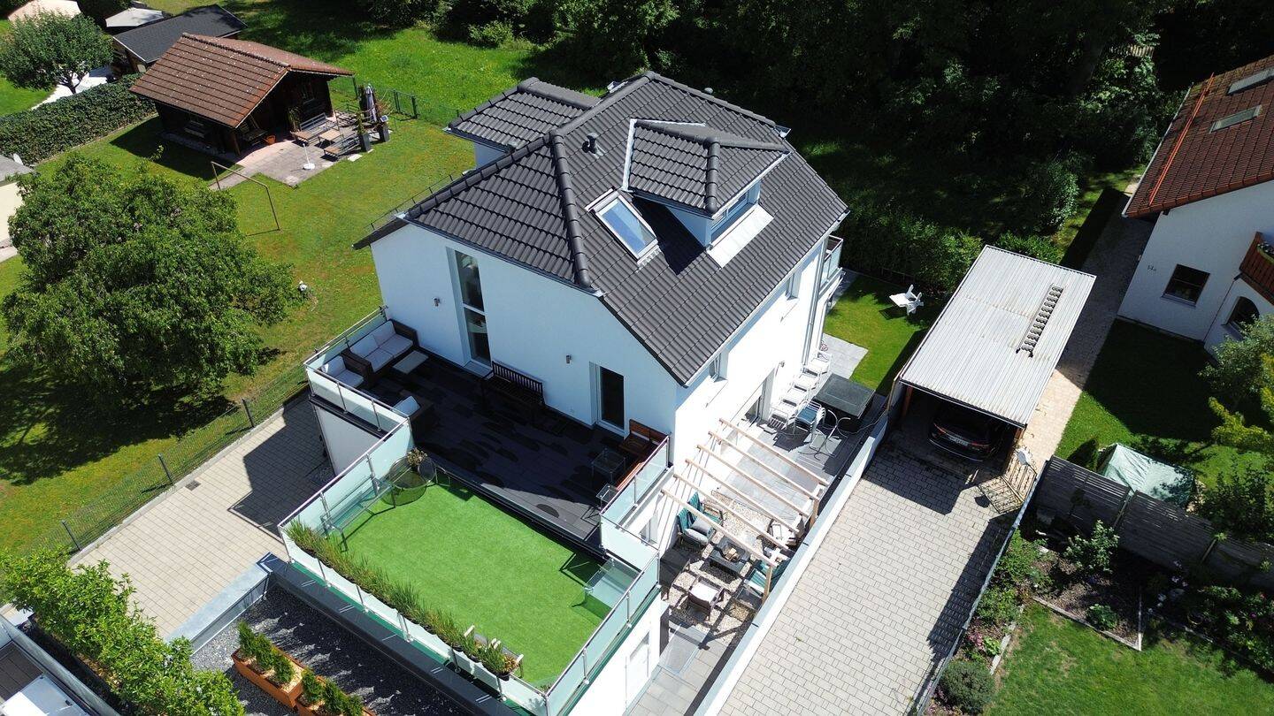 Gelegenheit! Architektenhaus 300m v. der Isar, nur 19 Minuten v. Marienplatz, 85774 Unterföhring