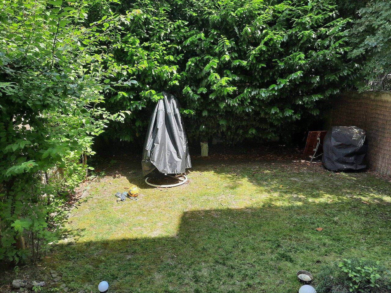 Frisch gestrichene Erdgeschosswohnung mit alleiniger Gartennutzung, sehr ruhige Seitenstraße, 45145 Essen (Frohnhausen Holsterhausen)