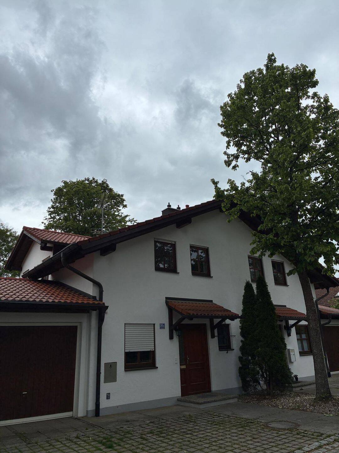 GEMÜTLICHE DOPPELHAUSHÄLFTE IN BALDHAM, 85598 Vaterstetten