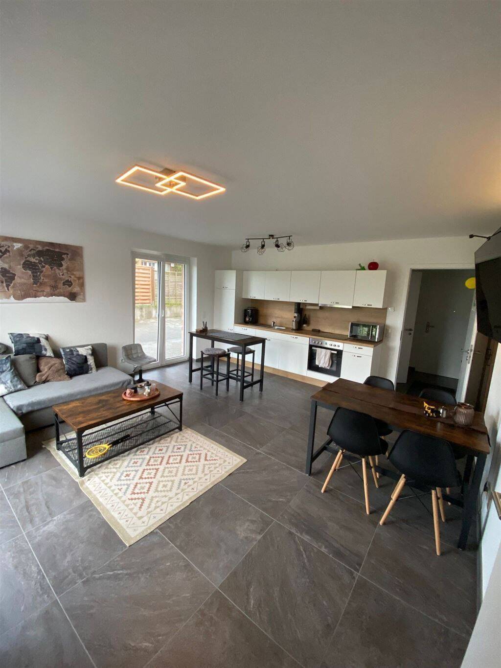 Sehr helle 2-Zimmer-Wohnung mit Terrasse in Bedburg-Hau/ Hasselt, 47551 Bedburg-Hau