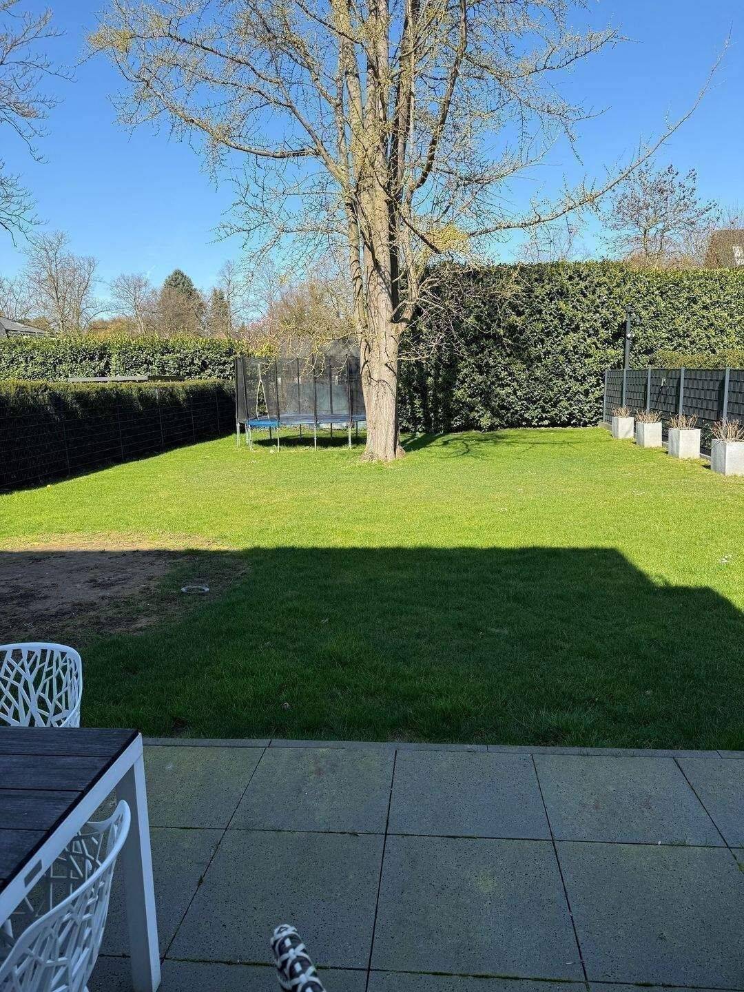Luxuriöse Doppelhaushälfte! Modernes Wohnen im Grünen! Meerbusch!, 40667 Meerbusch