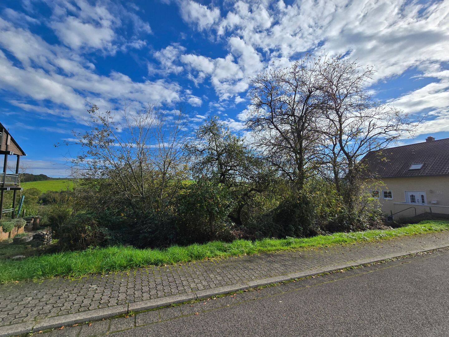 Schön gelegenes Grundstück in Lebach, 66822 Lebach