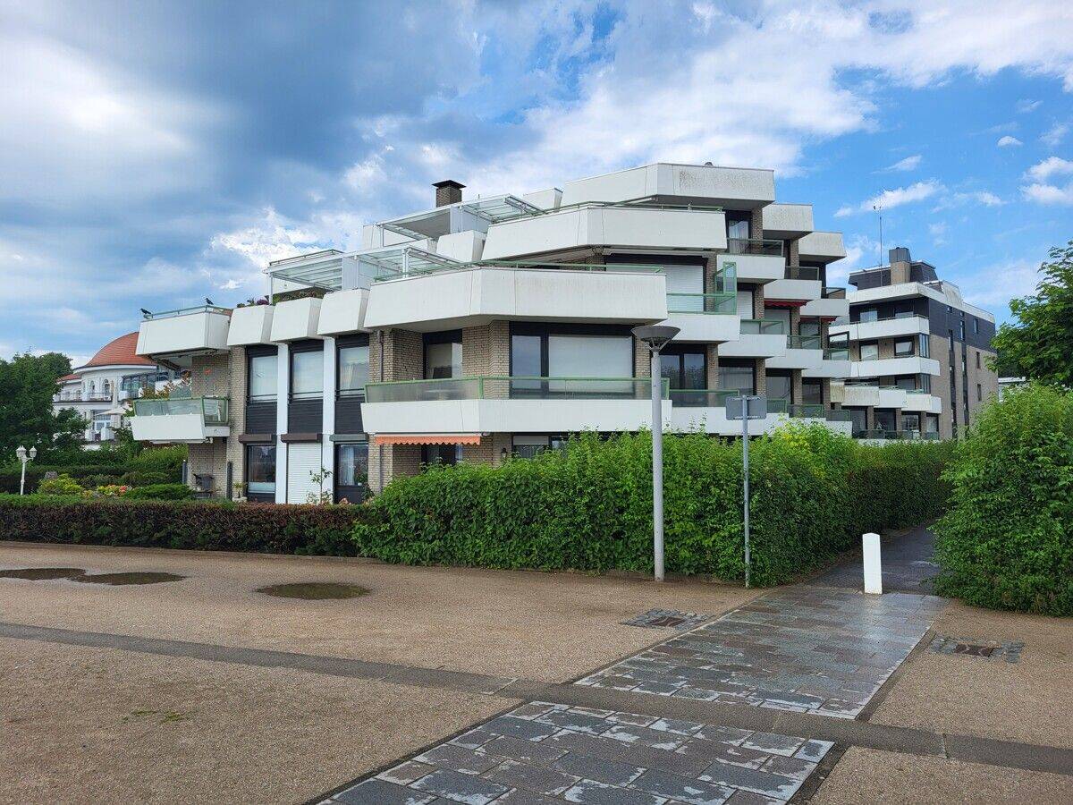 Meerblick: Strandnahe 2-Zi.-Whg. mit 2 Balkonen & TG-Stellpl. in HL-Travemünde, Kaiserallee (Ostsee), 23570 Lübeck (Travemünde)