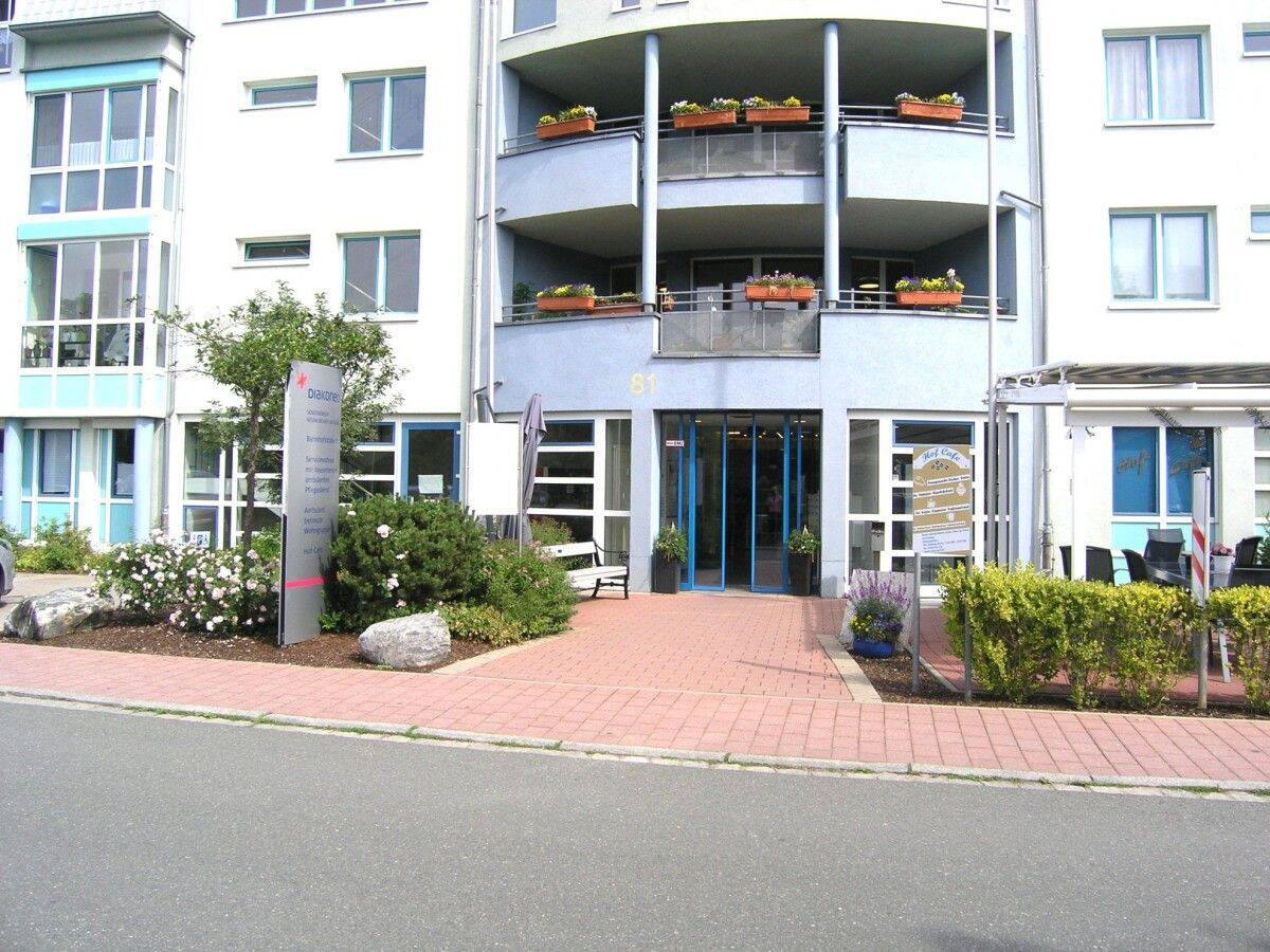 Ruhiges 2-Zimmer-Senioren-Apartment mit Einbauküche und PKW-Stellplatz, 91233 Neunkirchen a. Sand