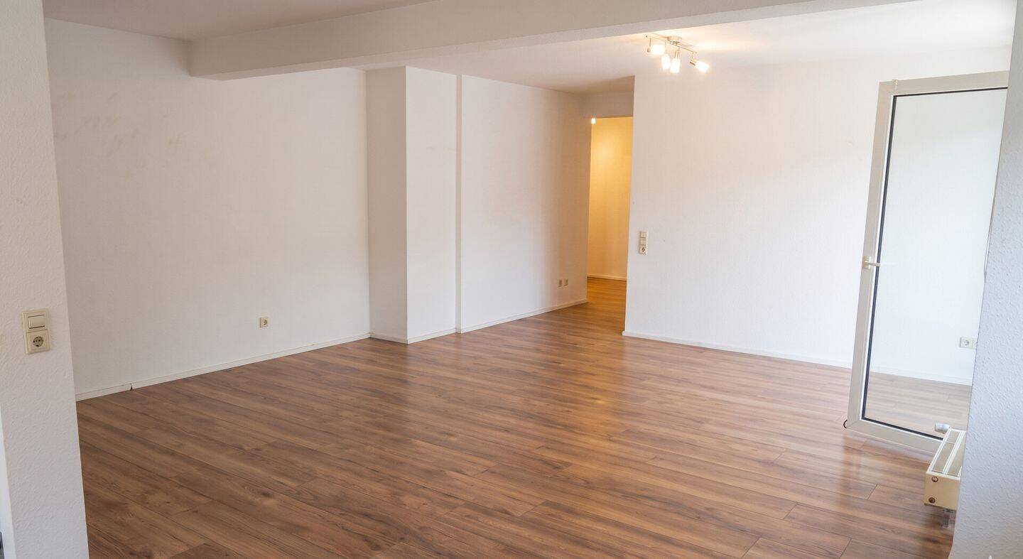 Charmante 2-Zimmer-Wohnung mit Balkon & Tiefgaragen-Stellplatz, 64665 Alsbach-Hähnlein