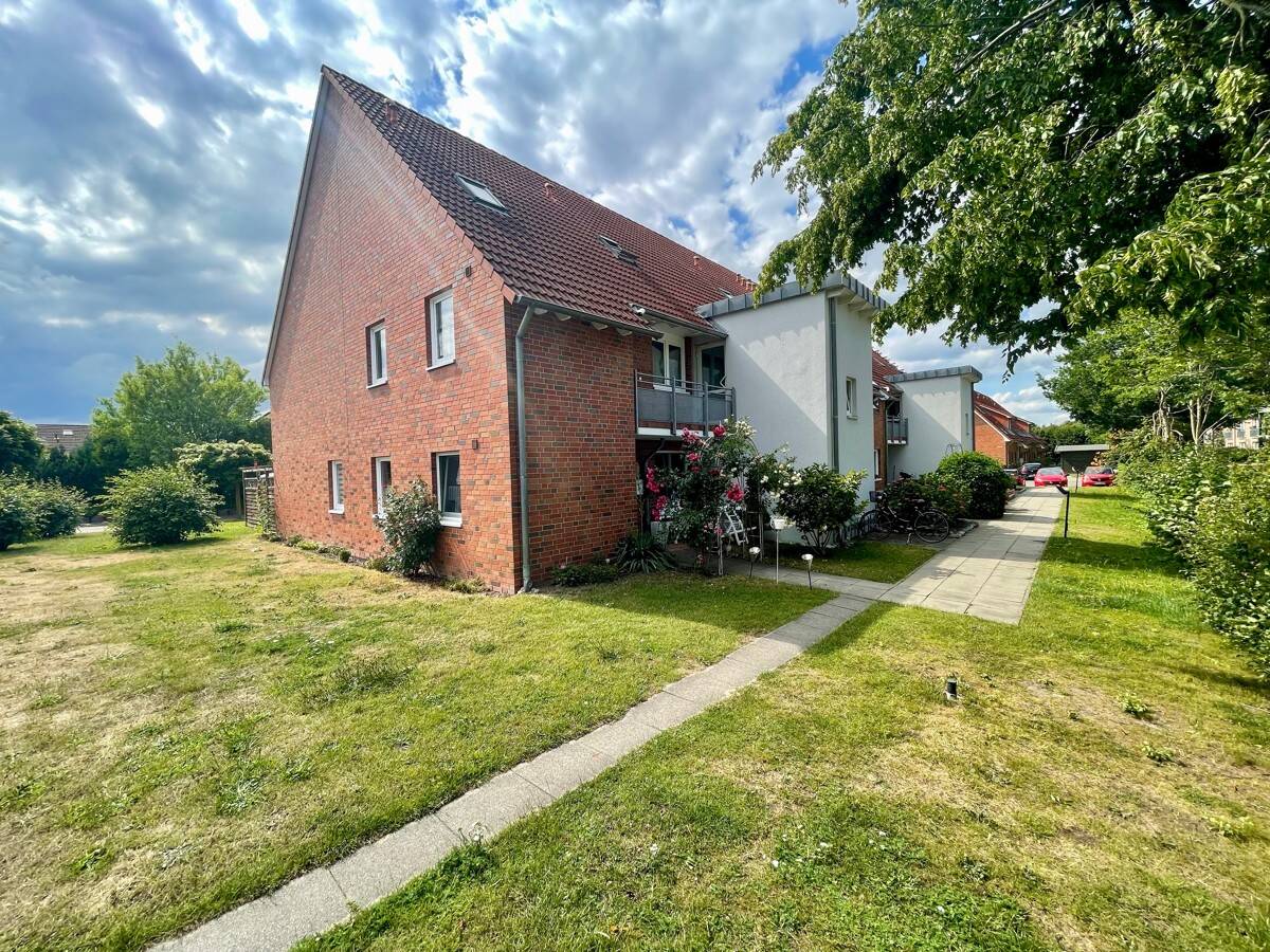 Kapitalstarkes Wohnungspaket mit 12 Wohnungen am Großen Plöner See, 24326 Ascheberg (Holstein)