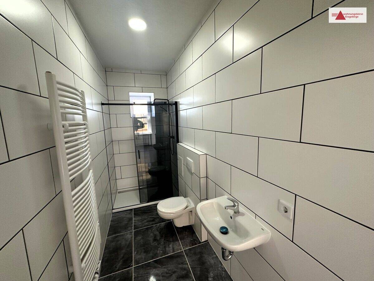 Neu sanierte 3-Raum Wohnung in Hartha., 4746 Hartha