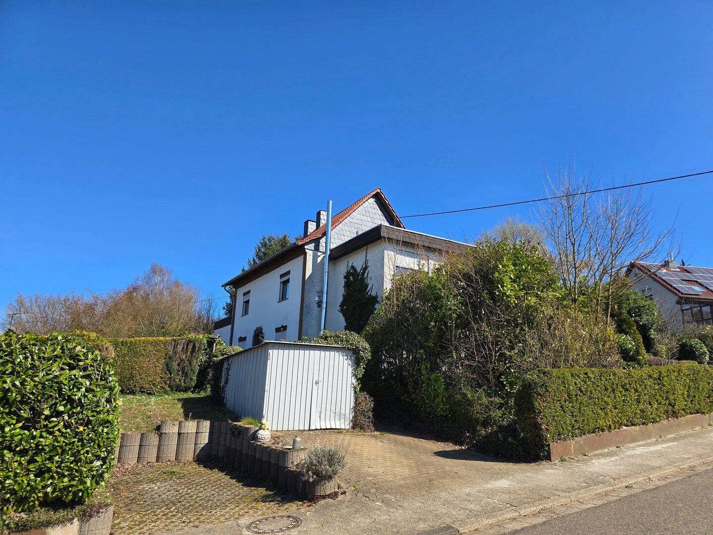 — Neuer Preis und keine Provision— Schönes Eckgrundstück mit freistehendem Ein- / Zweifamilienhaus, 66822 Lebach