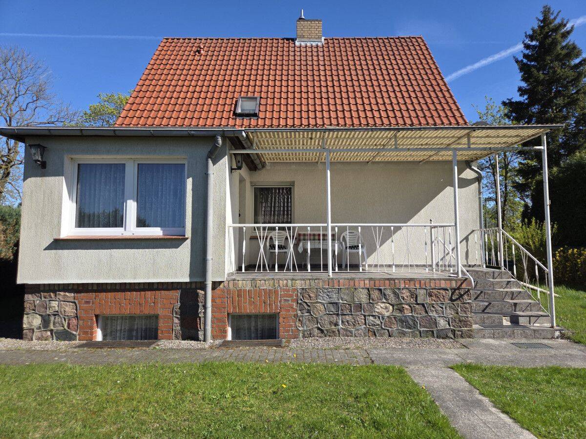 Einfamilienhaus auf schönem Grundstück, 17506 Gützkow