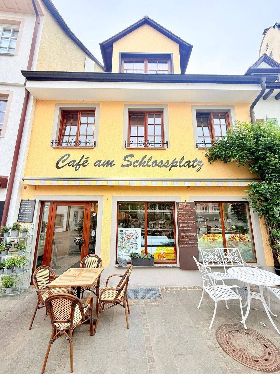 Haus mit Café & Wohnung + Gewerbeeinheit Meersburg Schlossplatz, 88709 Meersburg