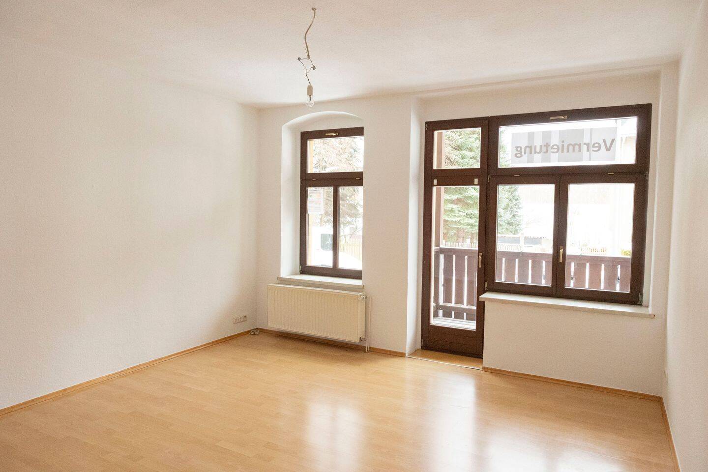 Helle 3-Zimmer-Wohnung mit Balkon in Chemnitz-Ebersdorf, 9131 Chemnitz (Ebersdorf Hilbersdorf)