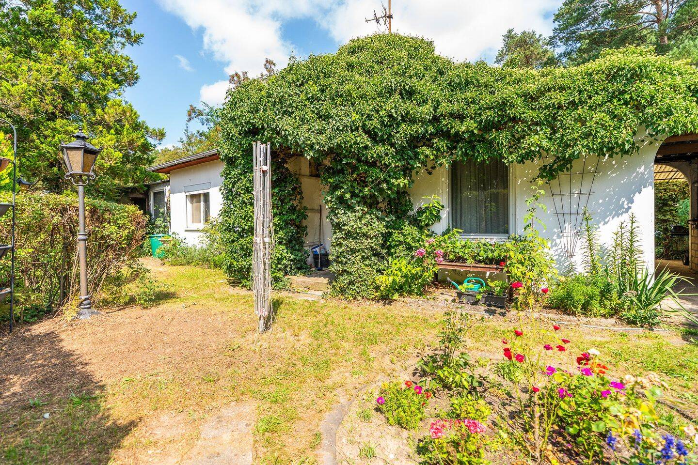 Haus mit Garten am Waldrand von Blankenfelde – in 8 Minuten zu Fuß am RE und S-Bhf! (Vermietet), 15827 Blankenfelde-Mahlow