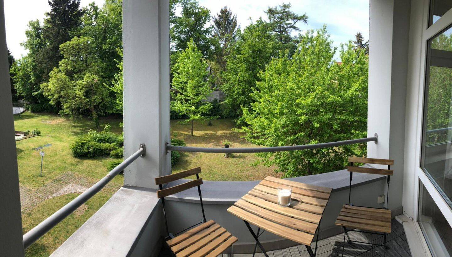 Ruhig, hell, möbliert – Apartment mit Balkon und Top-Anbindung zwischen Adlershof und Flughafen BER, 12524 Berlin (Treptow-Köpenick Altglienicke Kleingartenanlage Falkenbrunn 1)