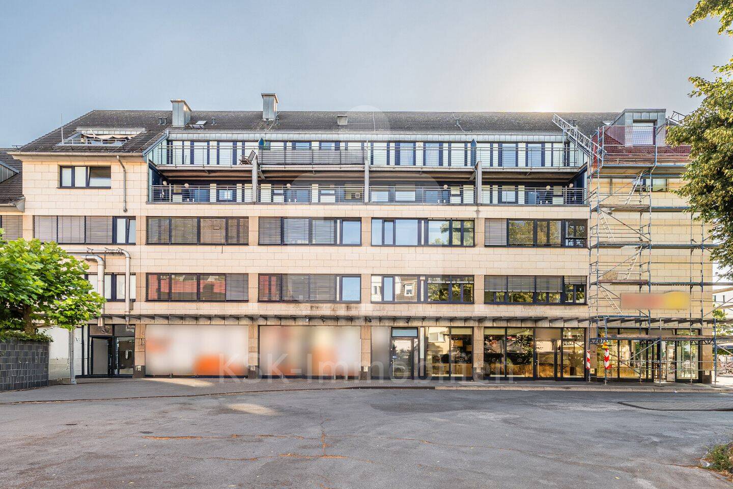 Lichtdurchflutet. Modern. Besonders. – Wohnen auf höchstem Niveau in Rodenkirchen., 50996 Köln (Rodenkirchen Hahnwald Marienburg Weiß)