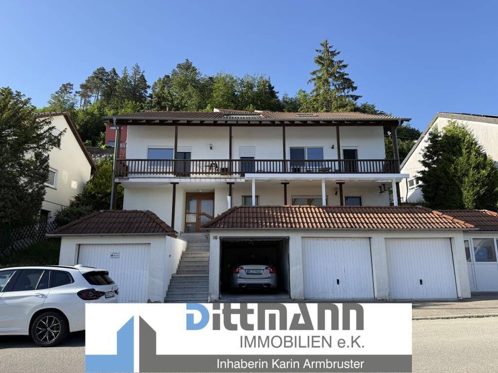 Attraktive 3 – Zimmer-Wohnung mit Balkon am Lammerberg in Tailfingen, 72461 Albstadt