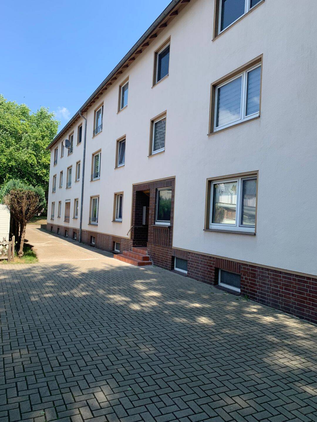 Schöne 3-Zi Wohnung im 1.OG mit Einbauküche und Keller in einer zentralen und und ruhigen Lage, 29633 Munster