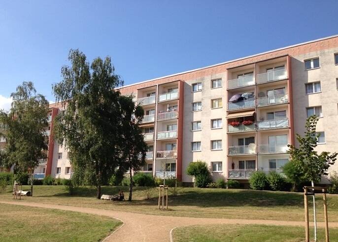 Im Erdgeschoss: 3-Raum-Wohnung mit Balkon, 39387 Oschersleben (Bode)