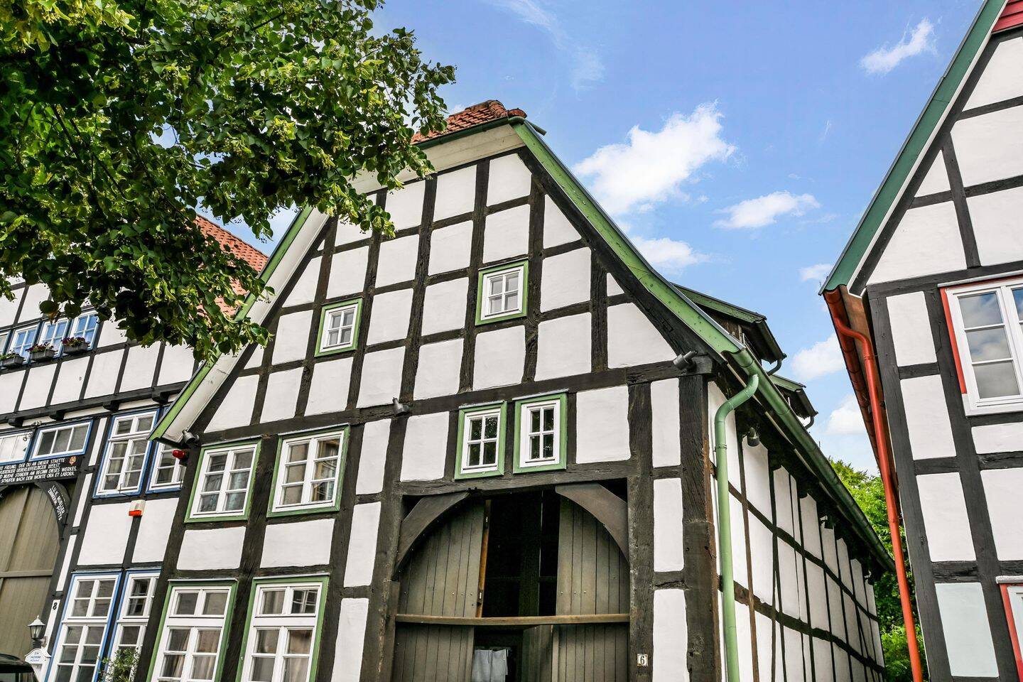 Gemütliche Single-Dachgeschosswohnung in der Fußgängerzone!, 32105 Bad Salzuflen