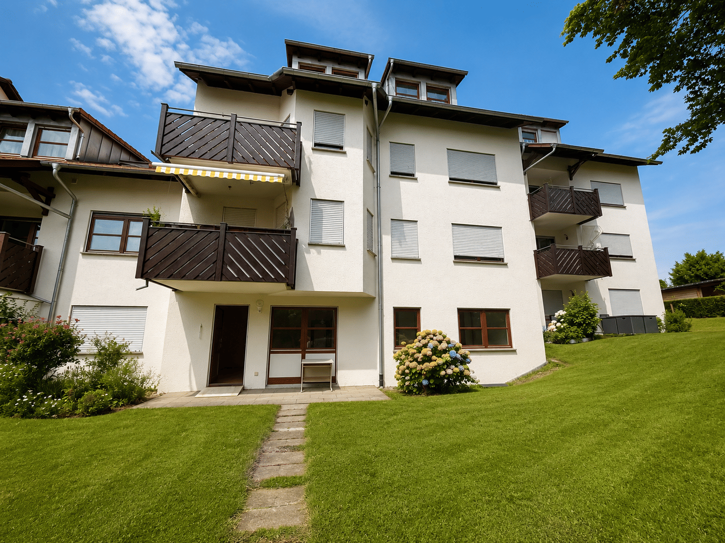 2-Zimmer Wohnung mit Terrasse zum renovieren in Bodolz zu verkaufen, 88131 Bodolz