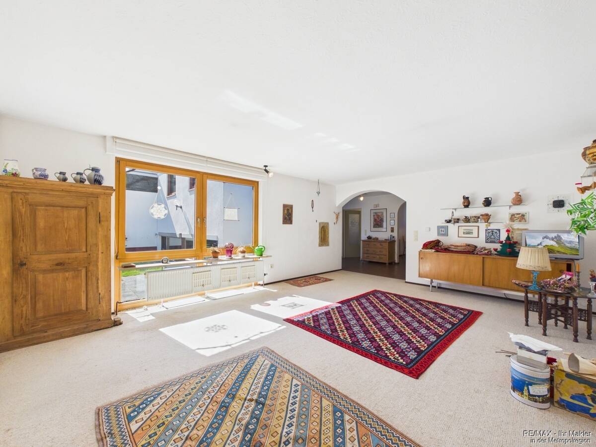 Reihenmittelhaus im Bungalowstil | 5 Zimmer | 2 Bäder | Garage, 90547 Stein