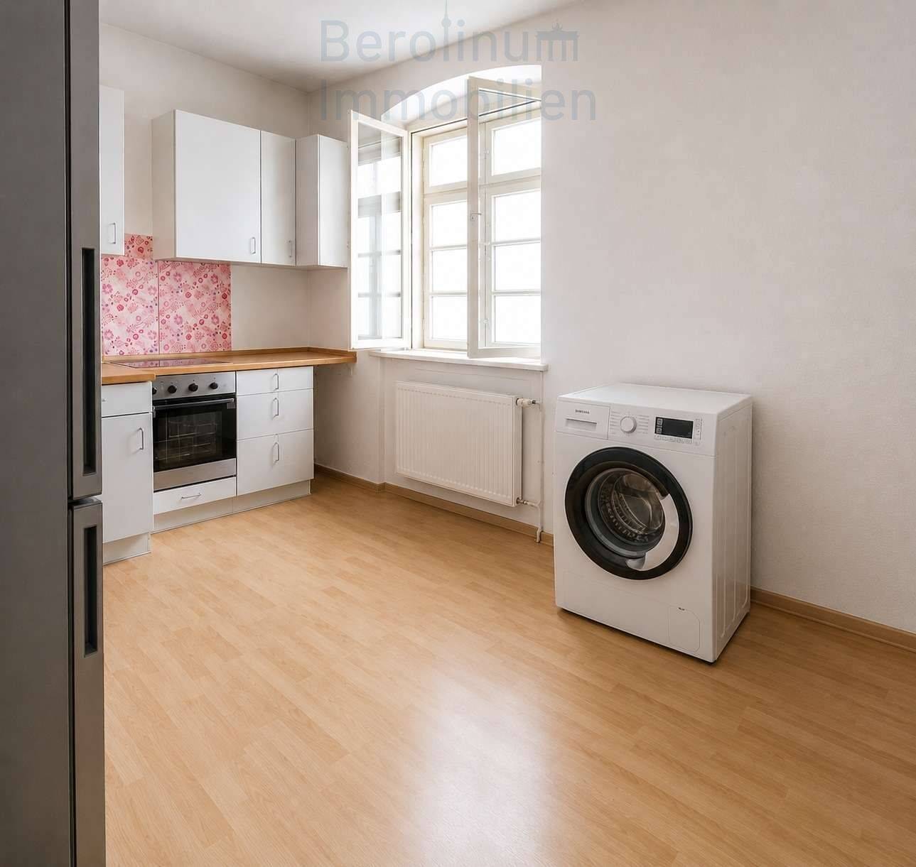 Gepflegte 2-Zimmer-Wohnung mit Loggia in Wittenau, 13437 Berlin (Reinickendorf Kolonie Müller Kolonie Roedernallee Wittenau)